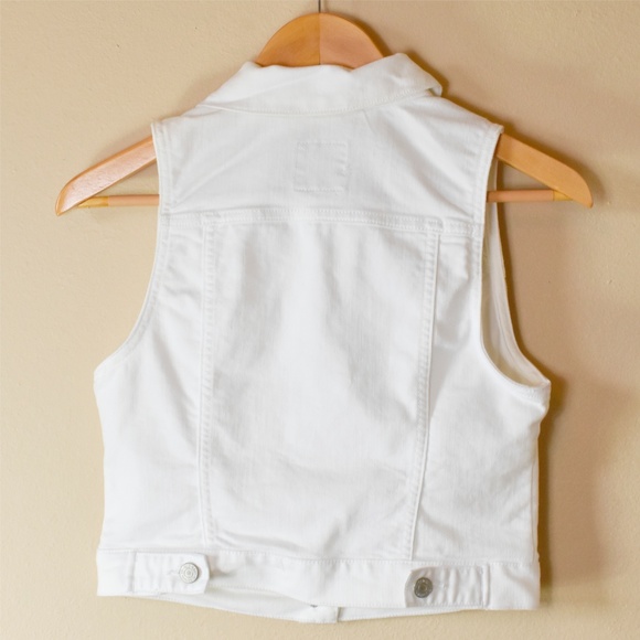 WHITE SLEEVELESS JEAN JACKET VEST | XS - Picture 2 of 3